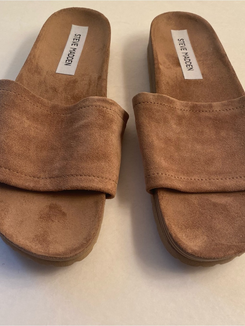 Steve Madden tan / light brown colored Slide Sandals Size 8